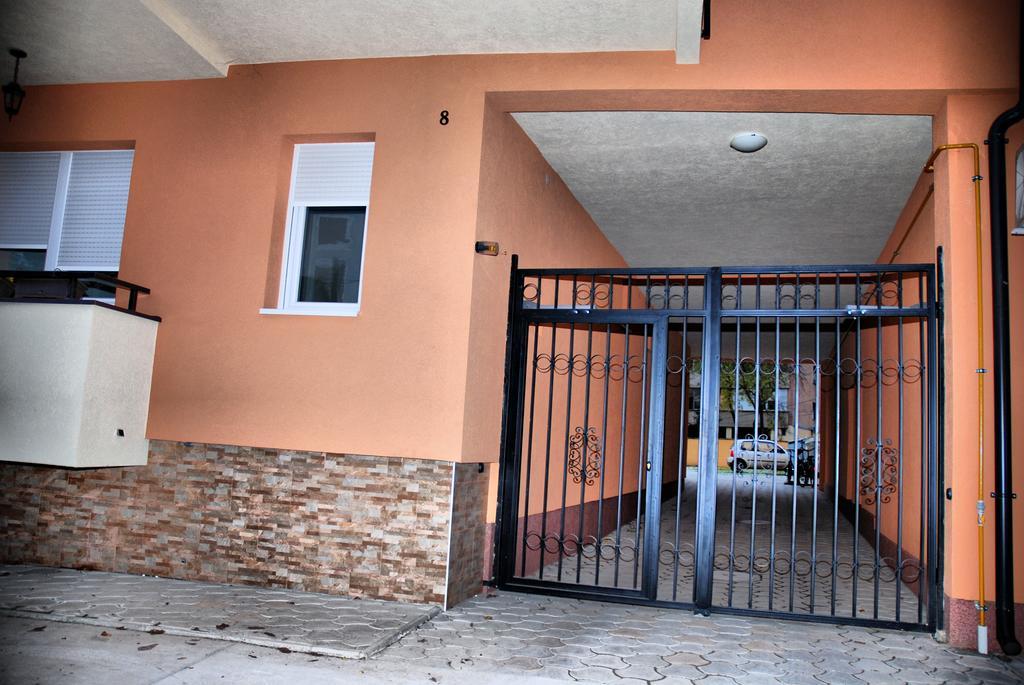 Apartman Milkovic 2 Сомбор Екстериор снимка