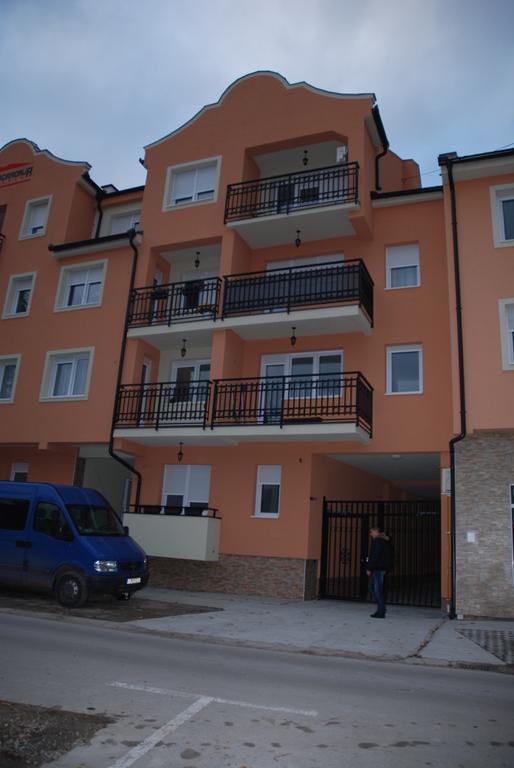 Apartman Milkovic 2 Сомбор Екстериор снимка